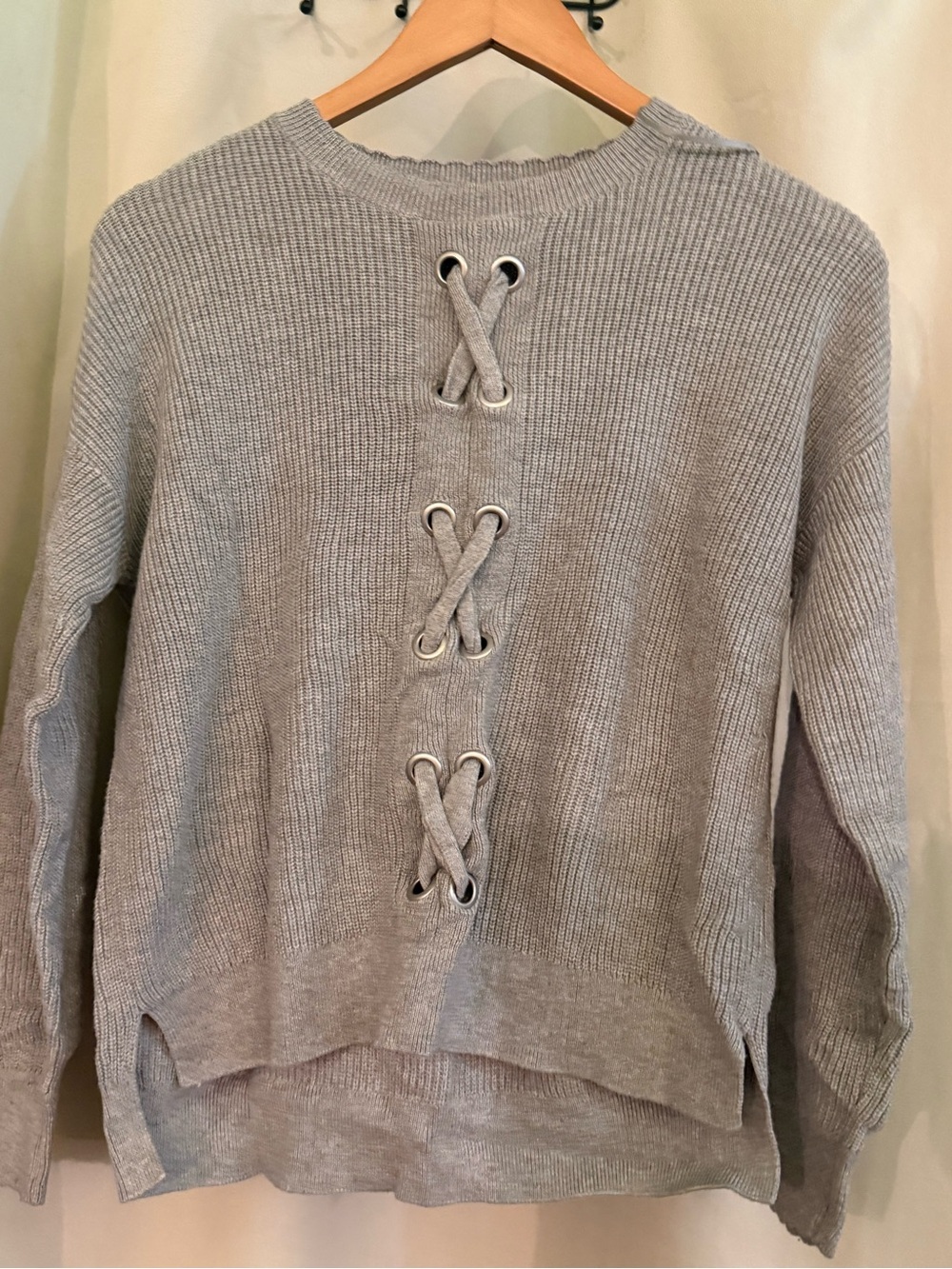 Michael Kors NWT Michael Kors Hi/Lo Lace-Up Long Sleeve Ribbed Knit Sweater - Picture 10 of 13